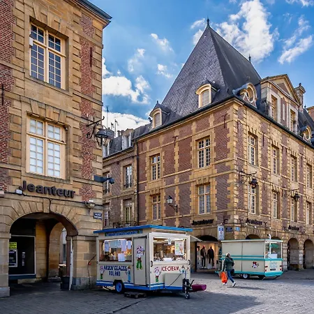 公寓 Le Petit Ardennais Charleville-Mézières